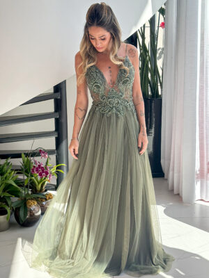 Vestido de festa bordado verde oliva