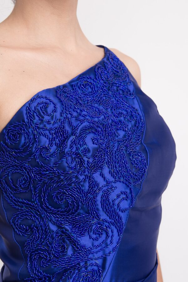 Vestido de festa azul bic