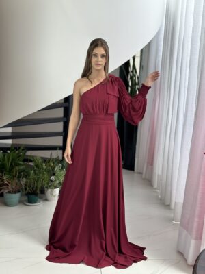 Vestido ombro único marsala